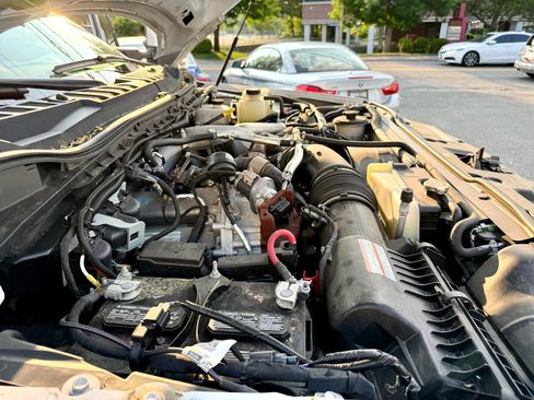 Used 2022 Ford F350 Lariat w/ Lariat Value Package image 38