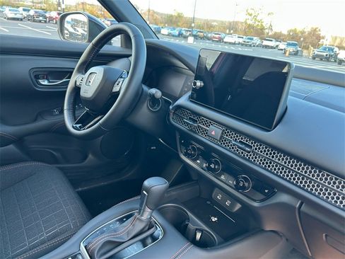 New 2026 Honda HR-V Sport image 16