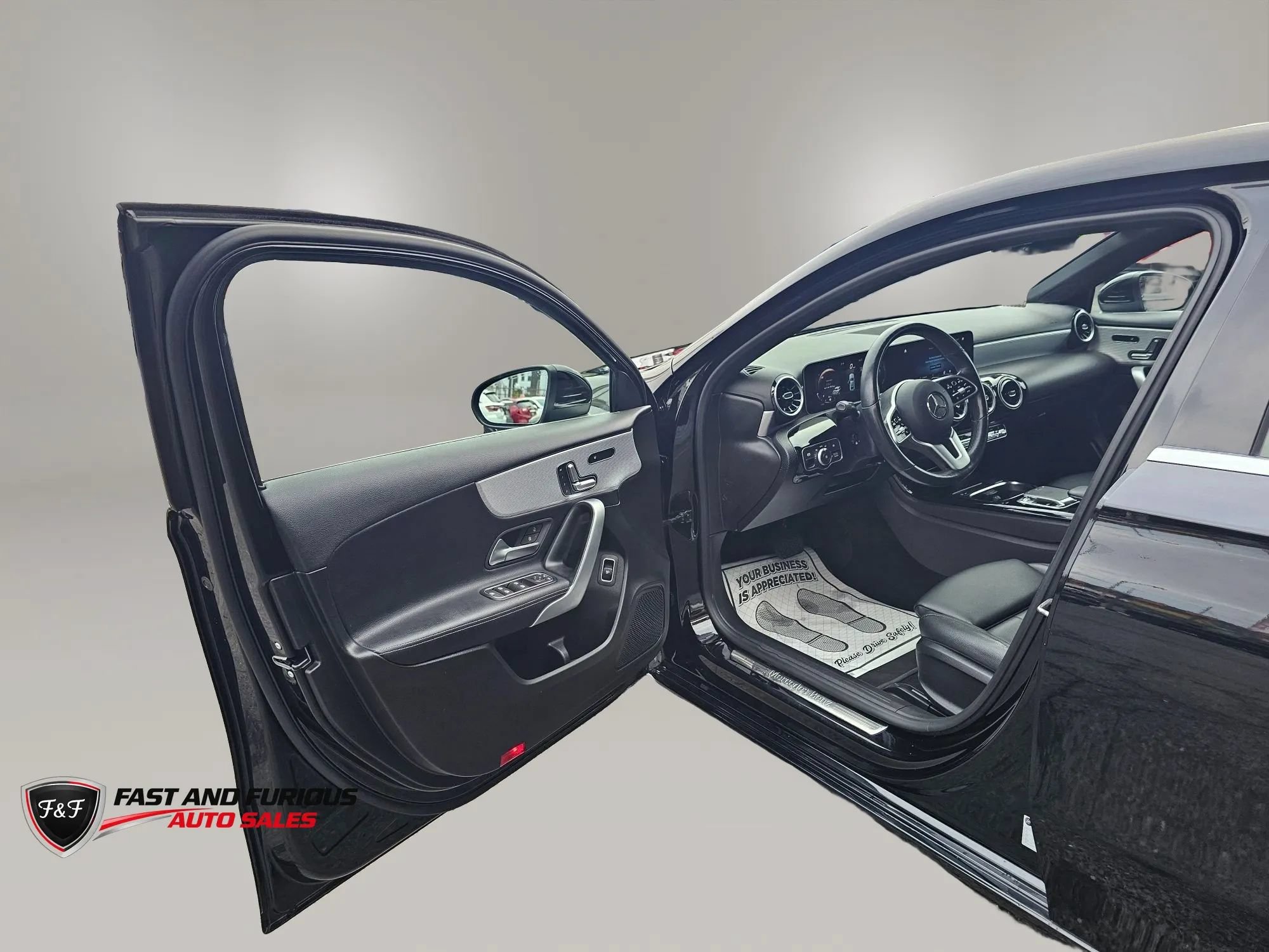 Used 2020 Mercedes-Benz A 220 4MATIC w/ Premium Package image 9