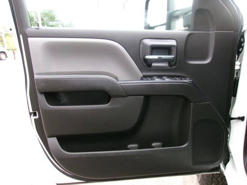 Used 2019 Chevrolet Silverado 2500 W/T w/ WT Convenience Package AWD/4WD image 13