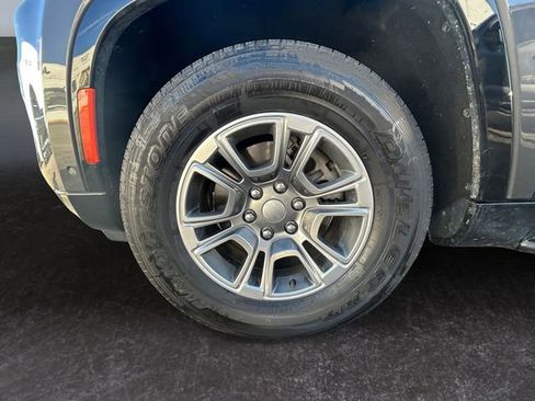 Used 2023 Jeep Wagoneer 4WD image 14