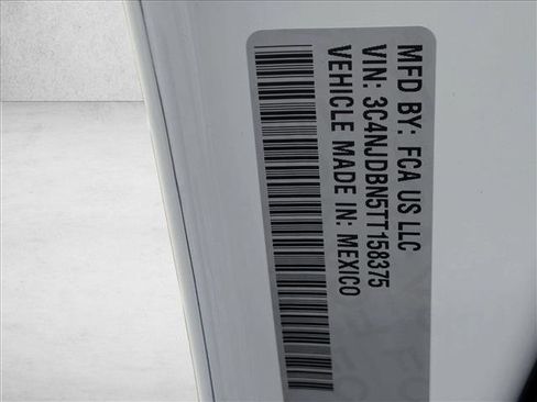 New 2026 Jeep Compass Latitude image 17