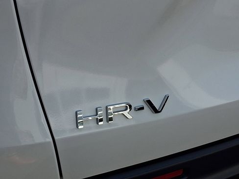 Used 2026 Honda HR-V LX image 23