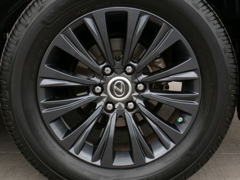 Used 2023 Lexus GX 460 Premium image 21