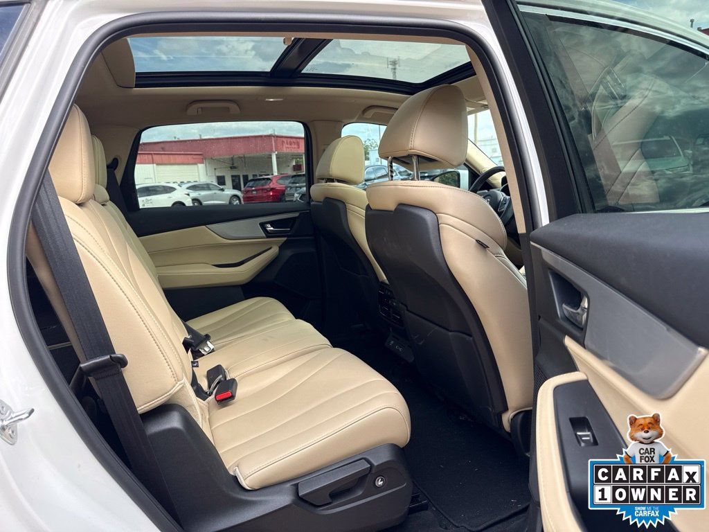 Used 2023 Acura MDX SH-AWD image 28