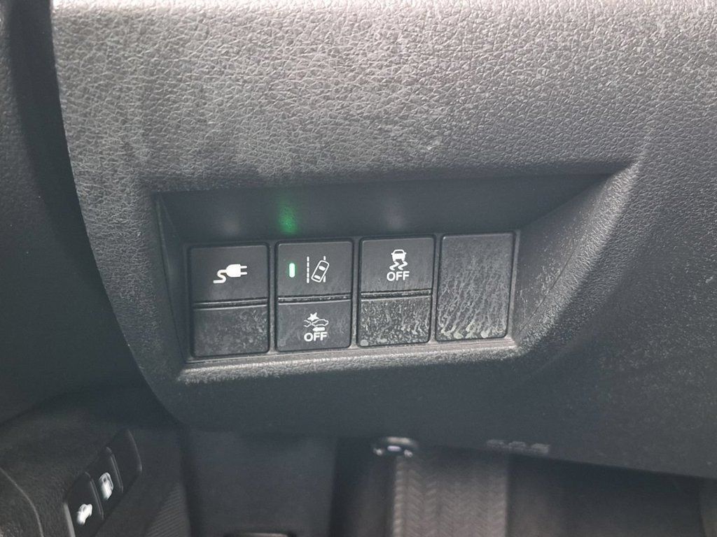 Used 2018 Honda Clarity Plug-In Hybrid image 18
