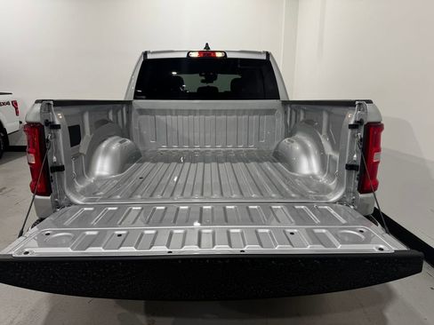 New 2026 RAM 1500 4x4 Crew Cab image 27