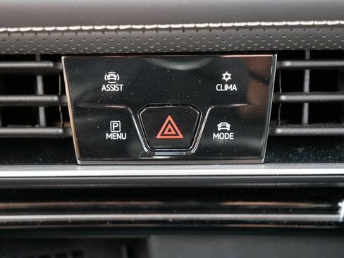 Certified 2026 Volkswagen Atlas SE AWD/4WD image 34