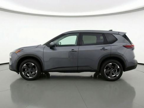 Used 2025 Nissan Rogue SV image 5