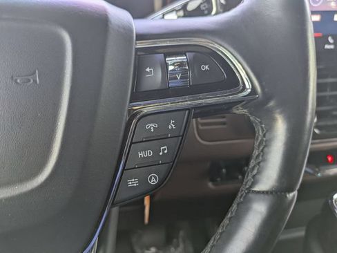 Used 2023 Lincoln Navigator Reserve AWD/4WD image 17