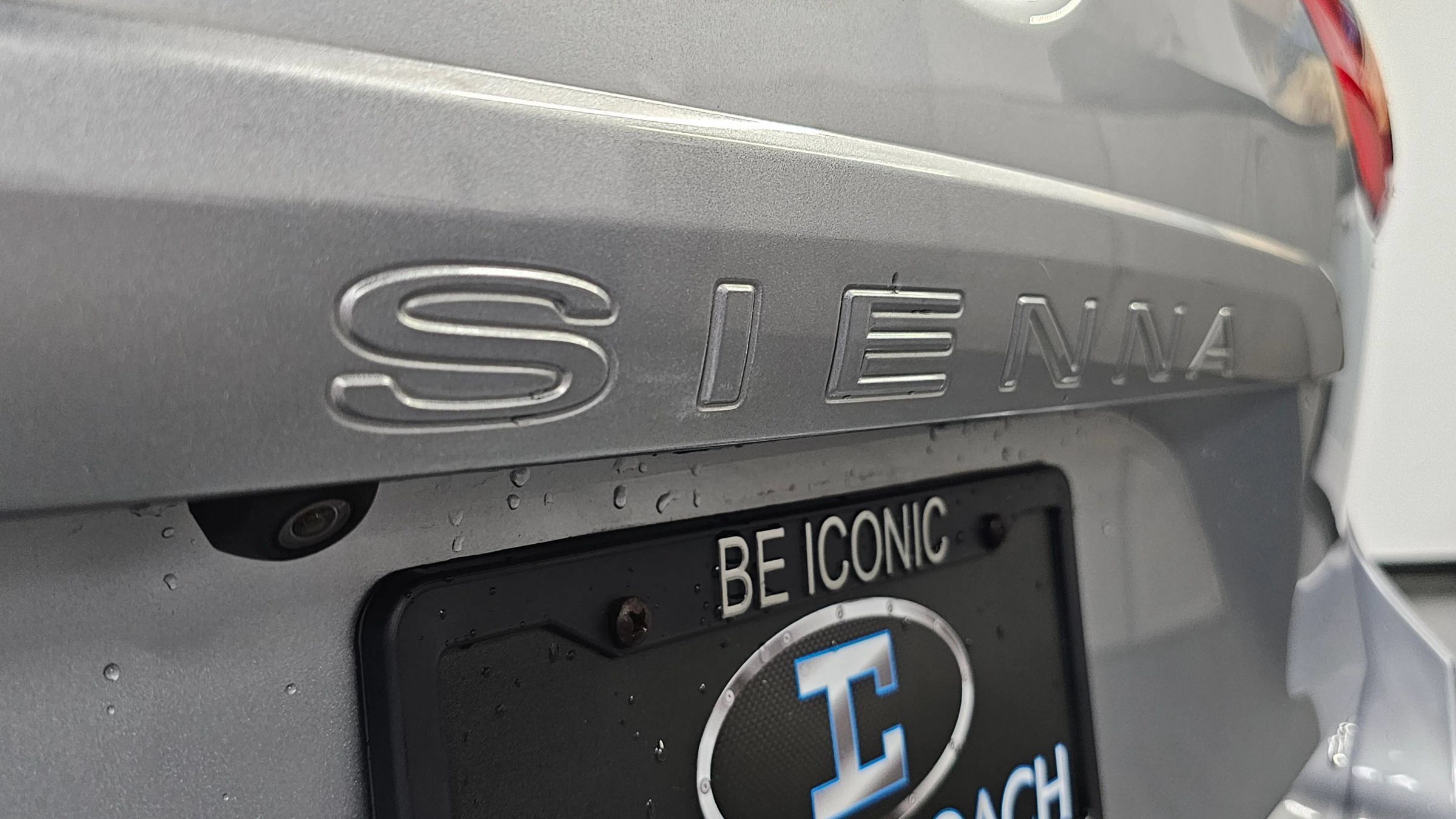 Used 2016 Toyota Sienna LE FWD image 37