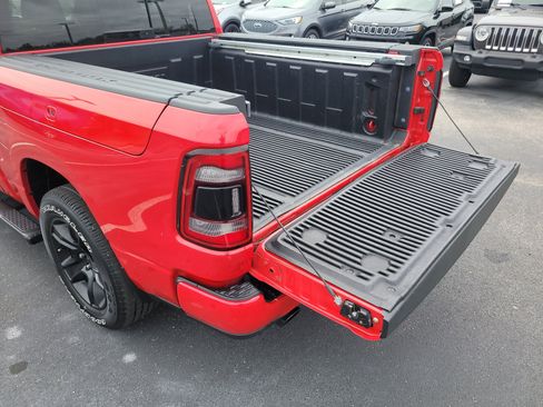 Used 2020 RAM 1500 Big Horn image 10