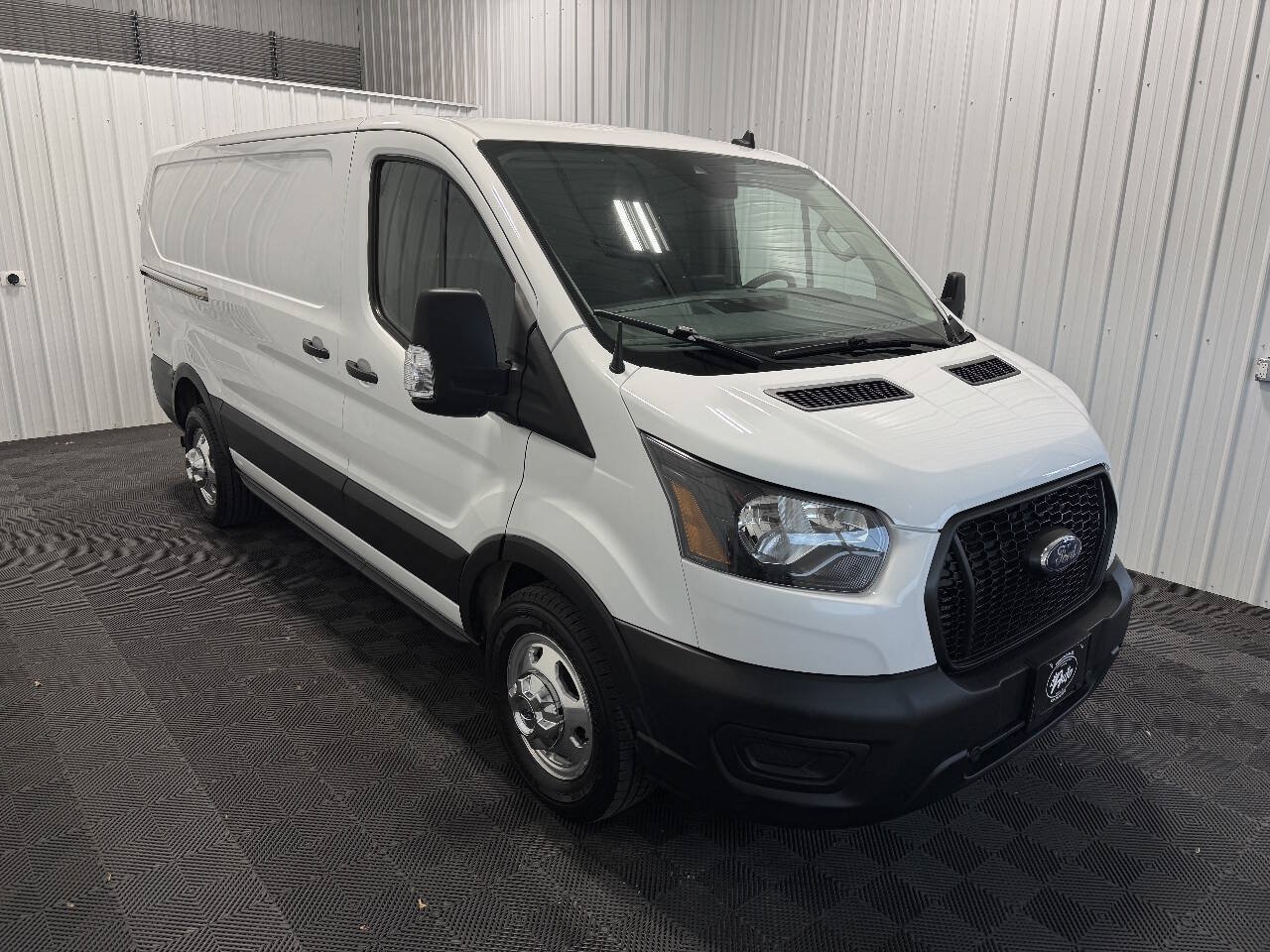 Used 2021 Ford Transit 250 Low Roof AWD image 2