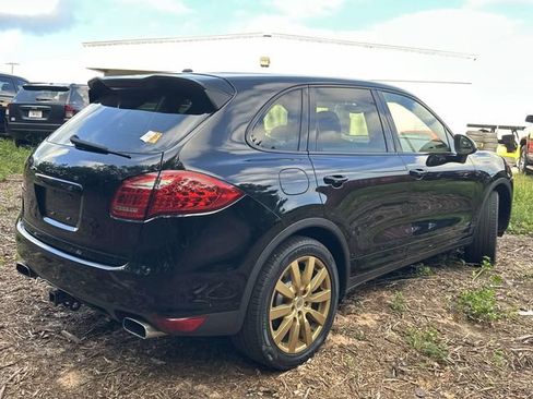 Used 2011 Porsche Cayenne S AWD/4WD image 14