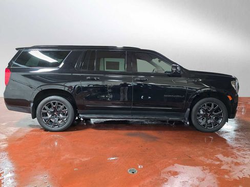 Used 2024 GMC Yukon XL Denali w/ Max Trailering Package image 2