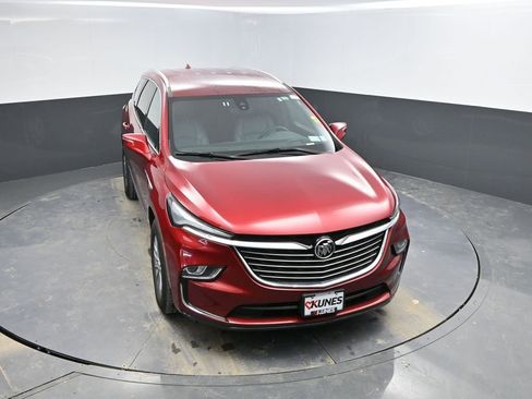 Used 2024 Buick Enclave Premium image 14