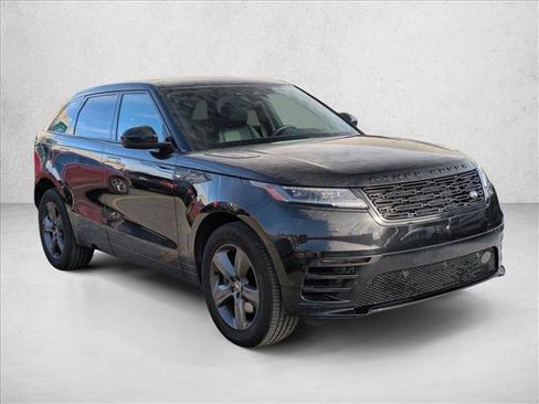 Used 2025 Land Rover Range Rover Velar Dynamic SE image 3