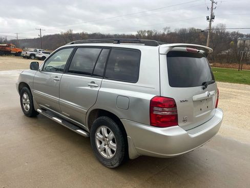 Used 2001 Toyota Highlander Limited image 2