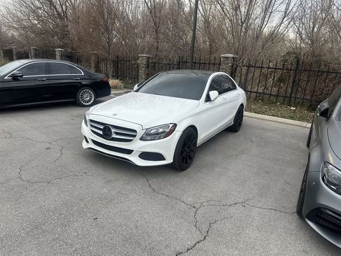 Used 2015 Mercedes-Benz C 300 Sport image 2