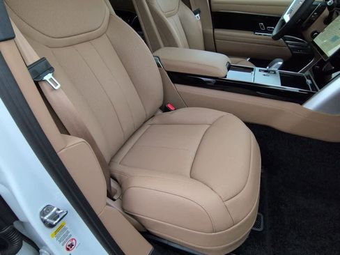 New 2026 Land Rover Range Rover Long Wheelbase SE image 20