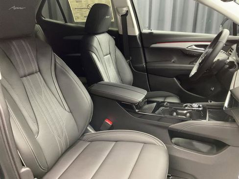 New 2026 Buick Envision Avenir image 15
