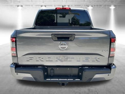 Certified 2024 Nissan Frontier SV w/ SV Convenience Package RWD image 8