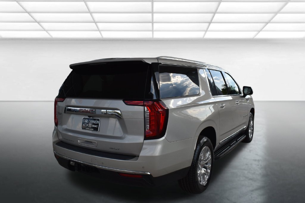 Used 2023 GMC Yukon XL SLT w/ SLT Premium Package RWD image 8