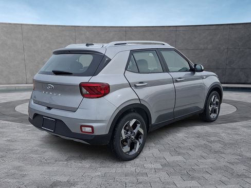 New 2026 Hyundai Venue SEL image 7