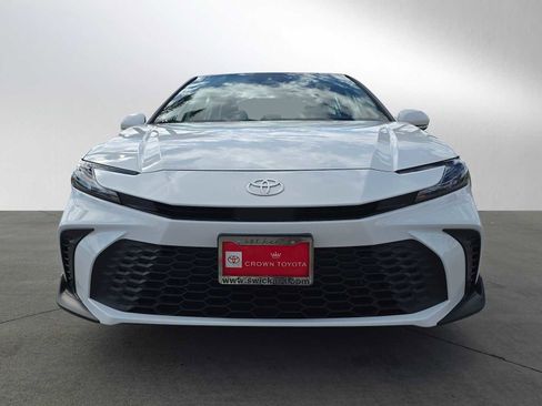 Certified 2025 Toyota Camry SE image 8