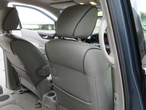 Used 2011 Nissan Quest SL w/ Bose Pkg image 25