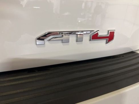 Used 2025 GMC Yukon XL AT4 Ultimate image 13