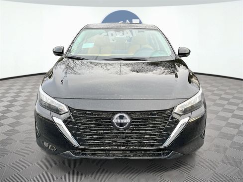 Certified 2025 Nissan Sentra SV w/ SV Premium Package image 2