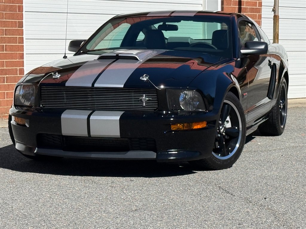 Used 2007 Ford Mustang GT RWD image 6