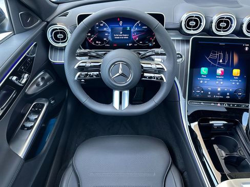 Used 2025 Mercedes-Benz C 300 4MATIC Sedan image 15