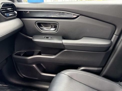 Certified 2023 Honda Pilot Touring image 23