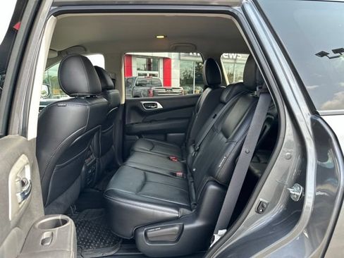 Used 2020 Nissan Pathfinder SL AWD/4WD image 20
