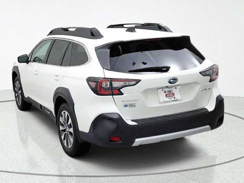 Certified 2025 Subaru Outback Limited w/ Popular Package #2 AWD/4WD image 7