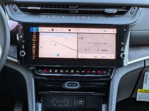 New 2026 Jeep Grand Cherokee Limited AWD/4WD image 17