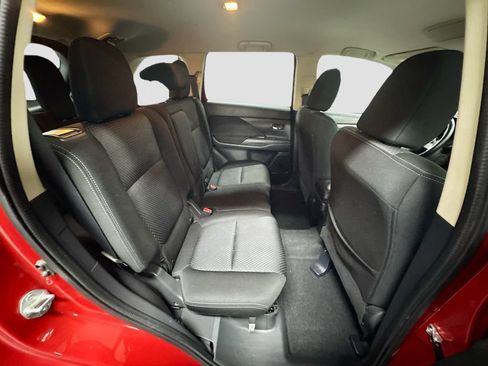 Used 2016 Mitsubishi Outlander SE AWD/4WD image 29