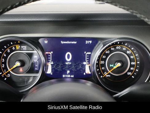 Used 2023 Jeep Gladiator Sport image 11