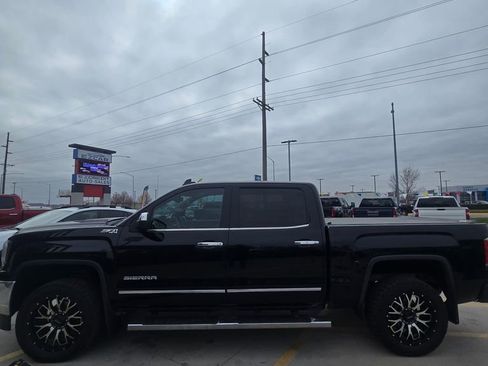 Used 2017 GMC Sierra 1500 SLT AWD/4WD image 2