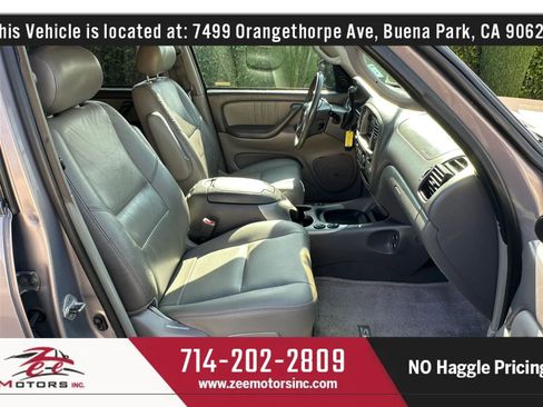 Used 2002 Toyota Sequoia Limited RWD image 18
