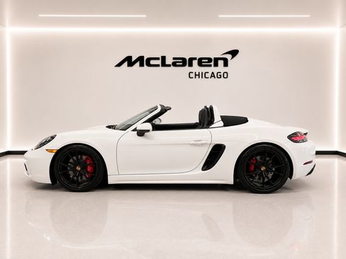 Used 2017 Porsche 718 Boxster S RWD image 1