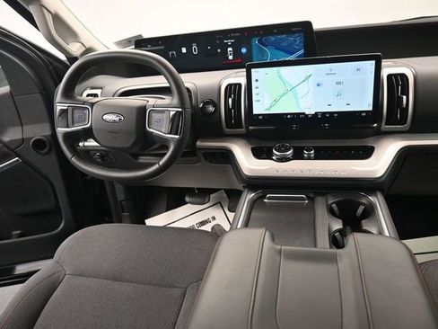 Certified 2025 Ford Expedition Max Active AWD/4WD image 9