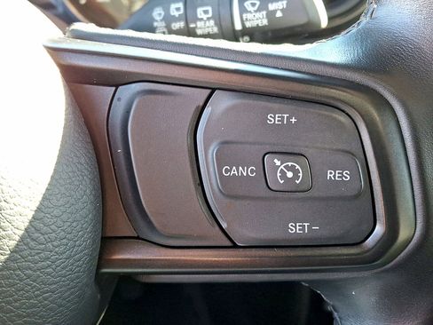 Used 2022 Jeep Wrangler Unlimited Sport AWD/4WD image 18