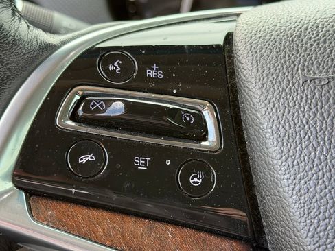 Used 2018 Cadillac XTS Luxury FWD image 13