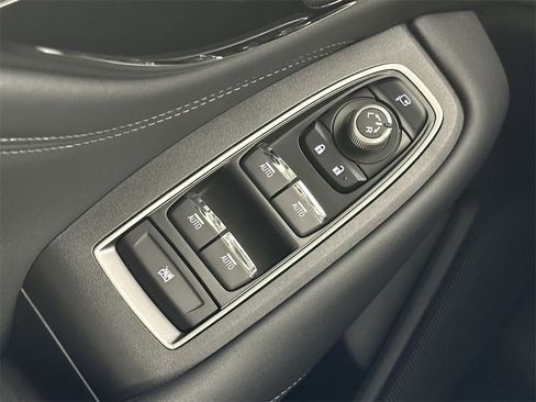Used 2023 Subaru Outback Touring XT image 36