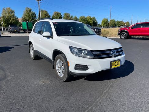 Used 2017 Volkswagen Tiguan S AWD/4WD image 1