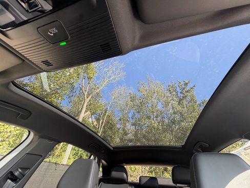 New 2025 Volkswagen ID.4 Pro S image 33