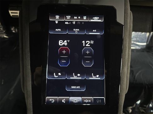 Used 2024 Lamborghini Huracan Sterrato image 19